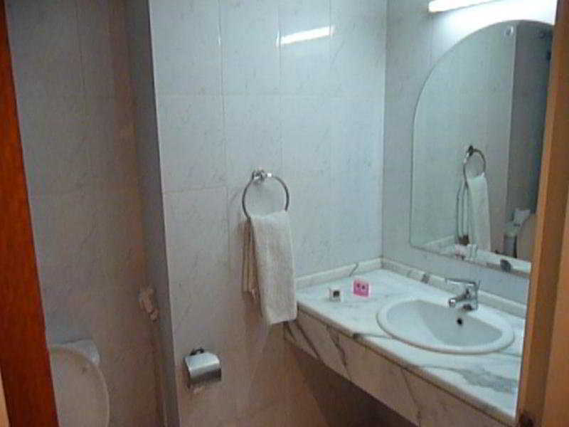 Commodore Hotel Amman Eksteriør billede